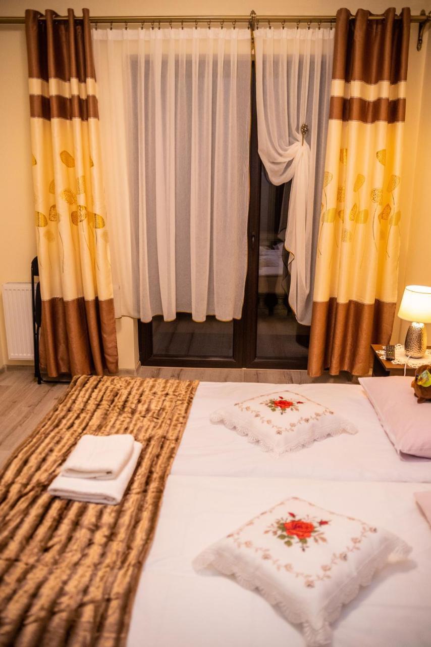 Hotel Artur Auschwitz Buitenkant foto